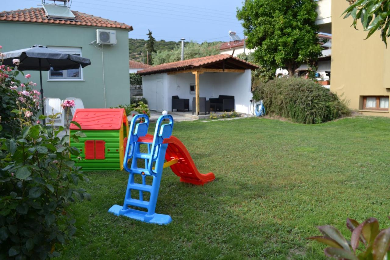 The Olive House Apartment Nea Peramos  Exterior photo